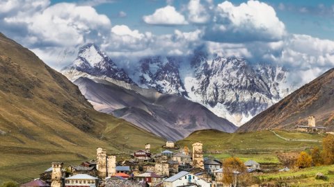 Защо все по-често европейците купуват крайбрежни имоти в Грузия?